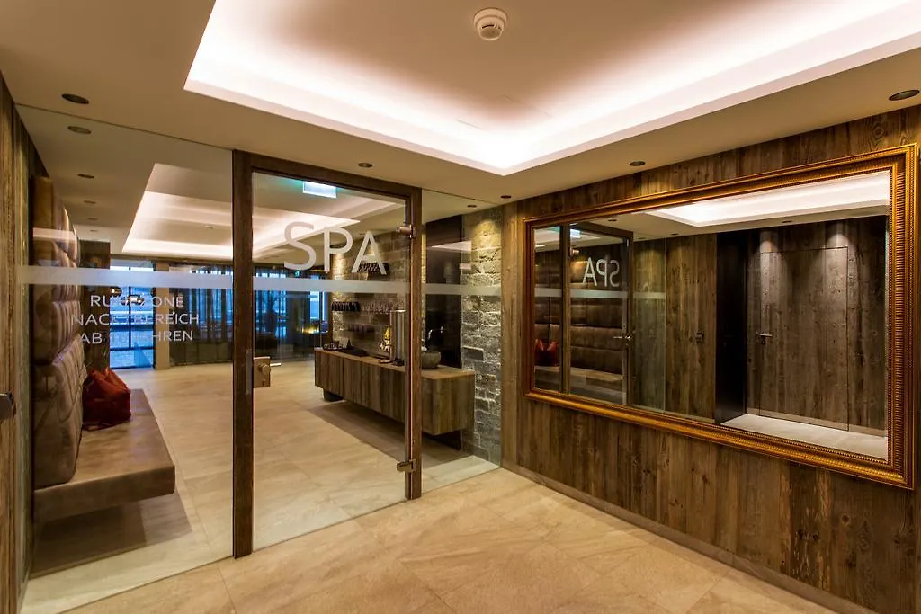 Szálloda Alpenhotel Ischglerhof