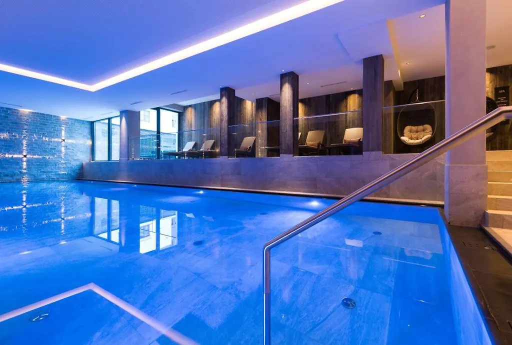 Szálloda Alpenhotel Ischglerhof