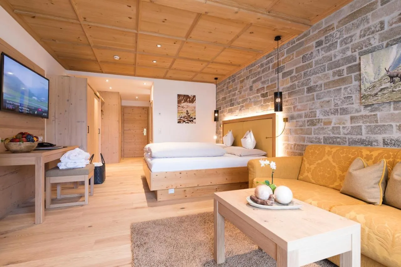 Szálloda Alpenhotel Ischglerhof